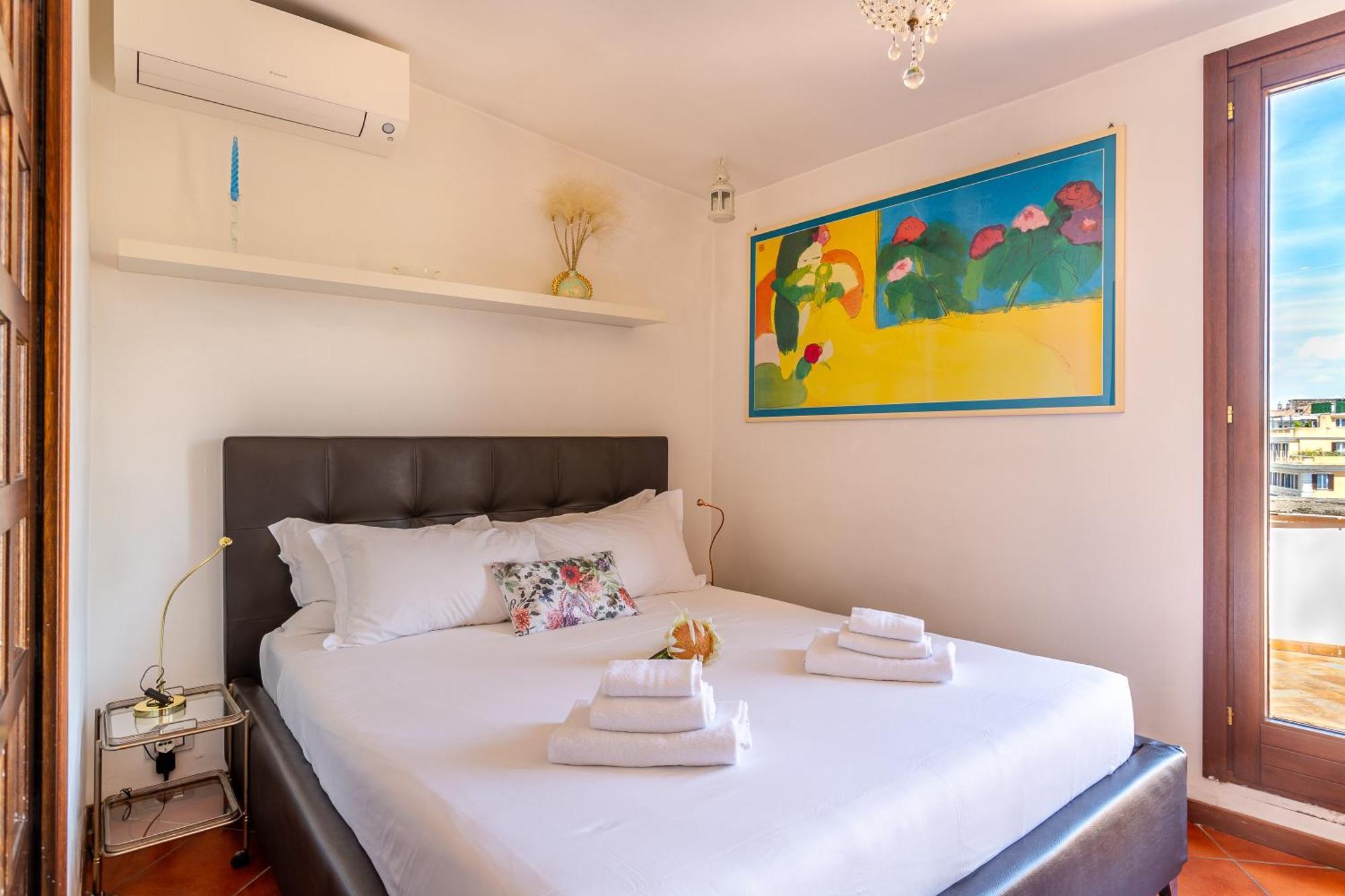 Iflat Campo De' Fiori Panoramic Penthouse Apartment