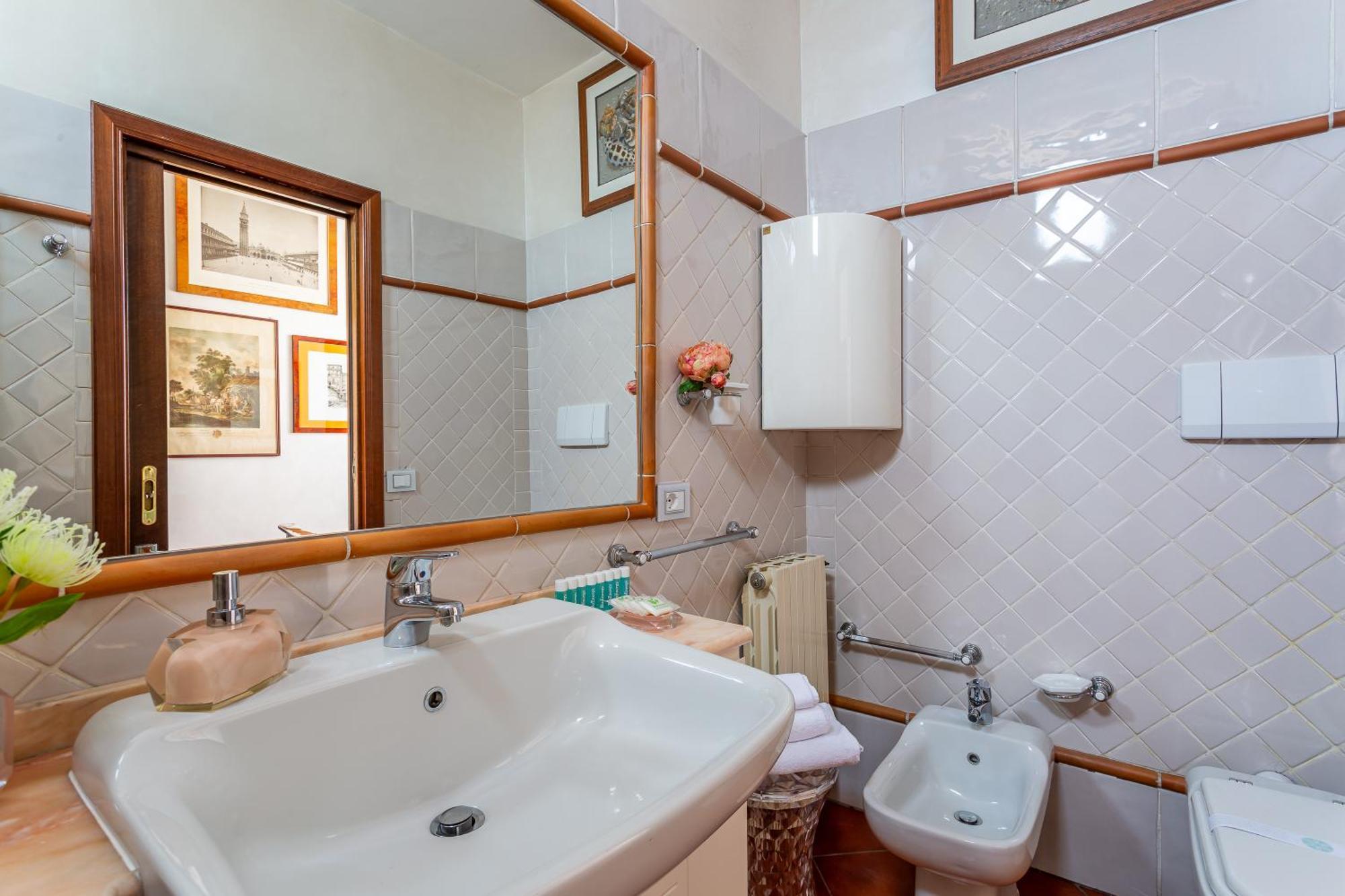 Iflat Campo De' Fiori Panoramic Penthouse * Rom