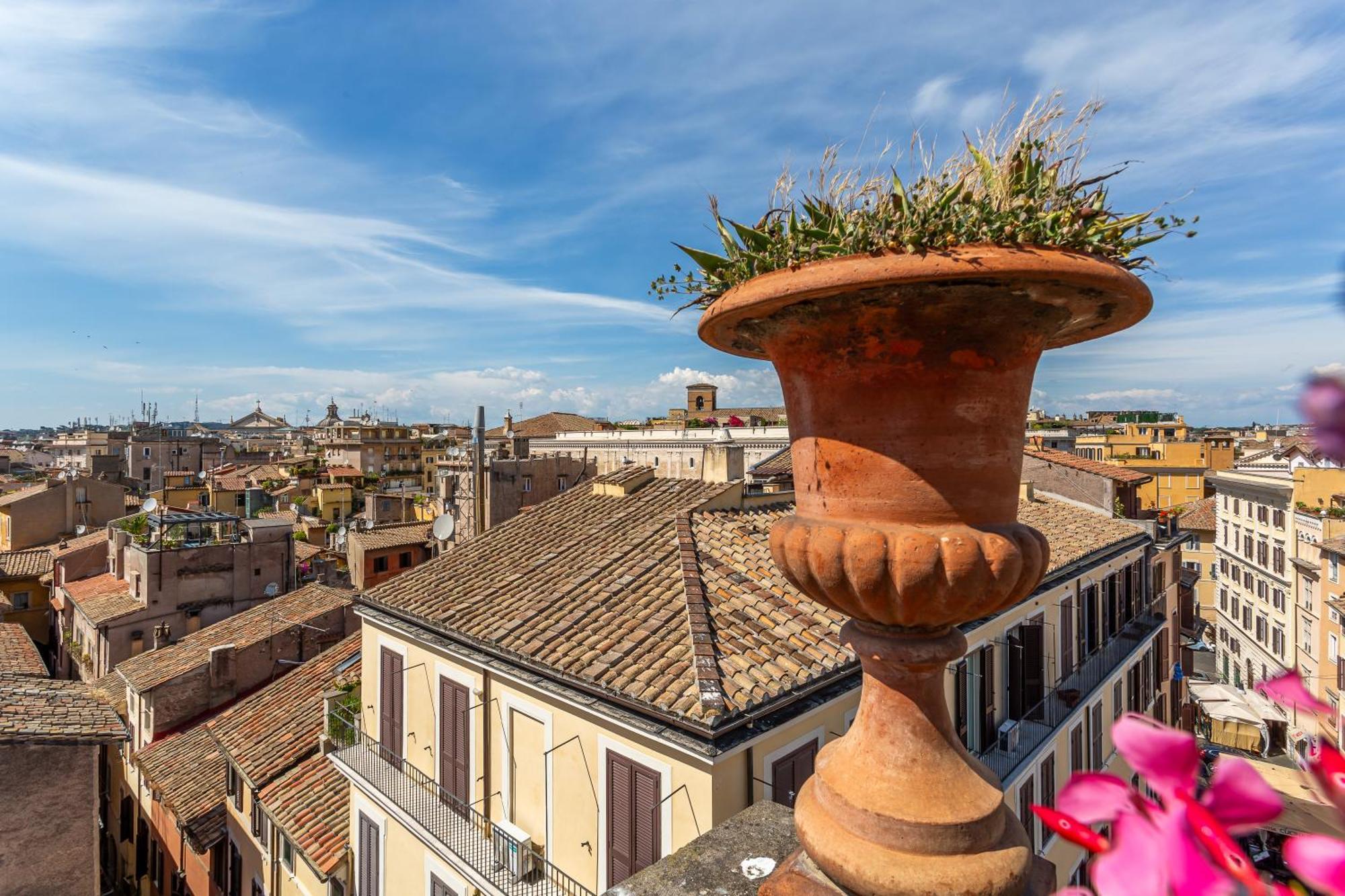 Iflat Campo De' Fiori Panoramic Penthouse Apartment Rom